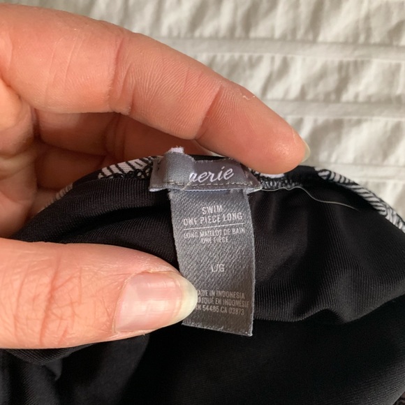 Aerie One Piece Bathing Suit - Picture 3 of 3